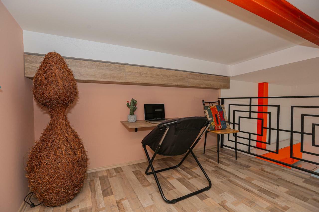 Black See Apartment Kobuleti Esterno foto