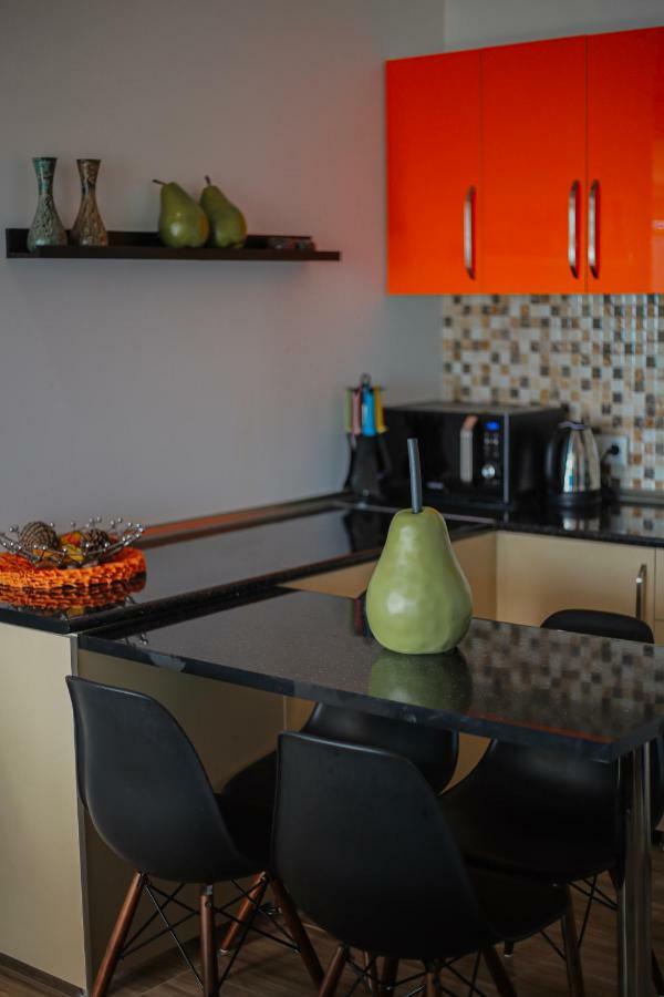 Black See Apartment Kobuleti Esterno foto